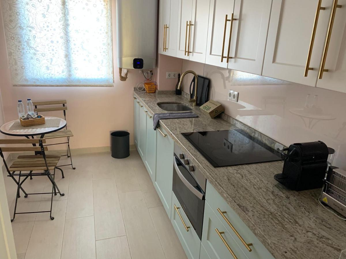 Malaga Estacion - Casa De La Rosa Appartement Buitenkant foto