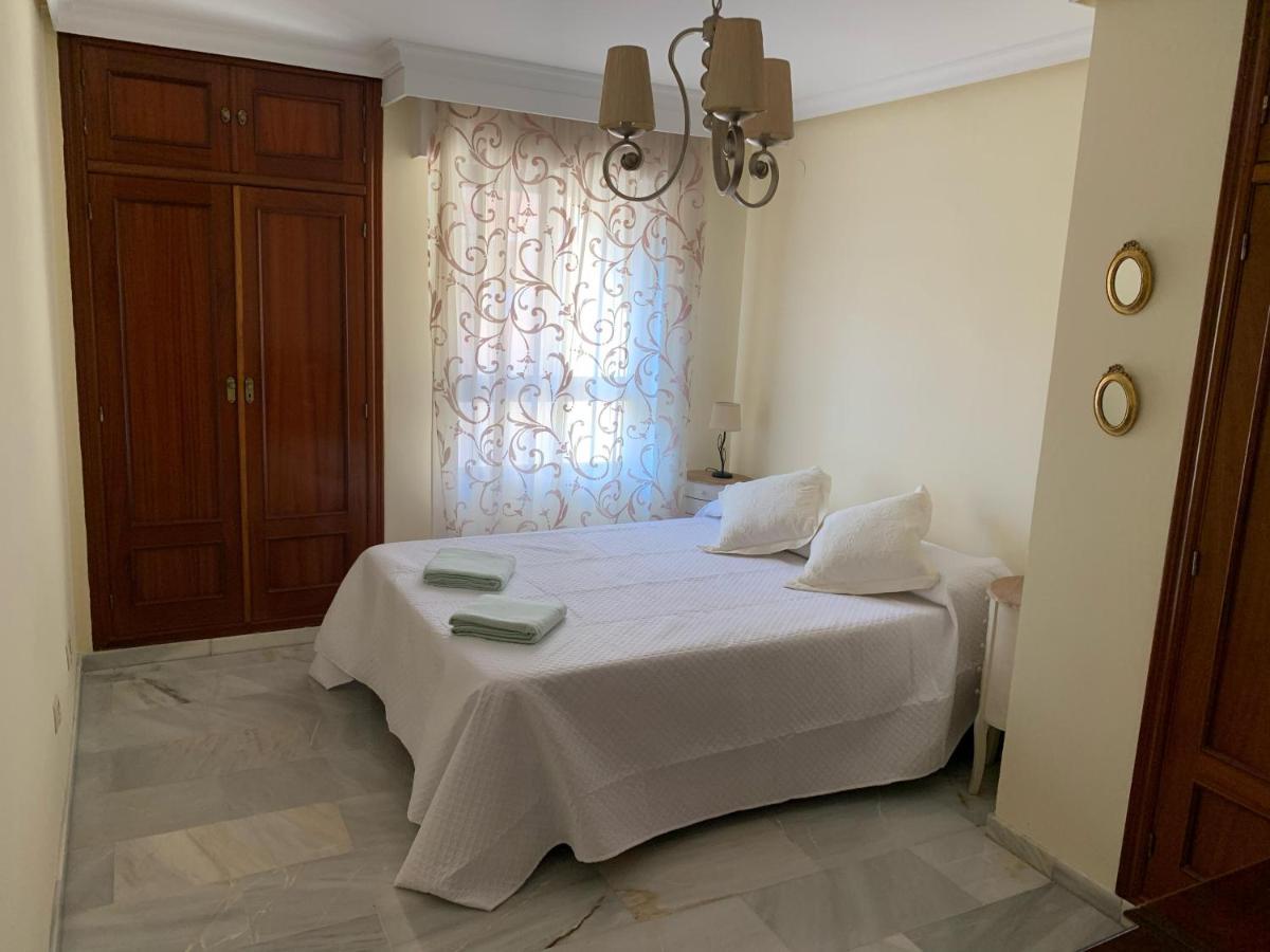 Malaga Estacion - Casa De La Rosa Appartement Buitenkant foto
